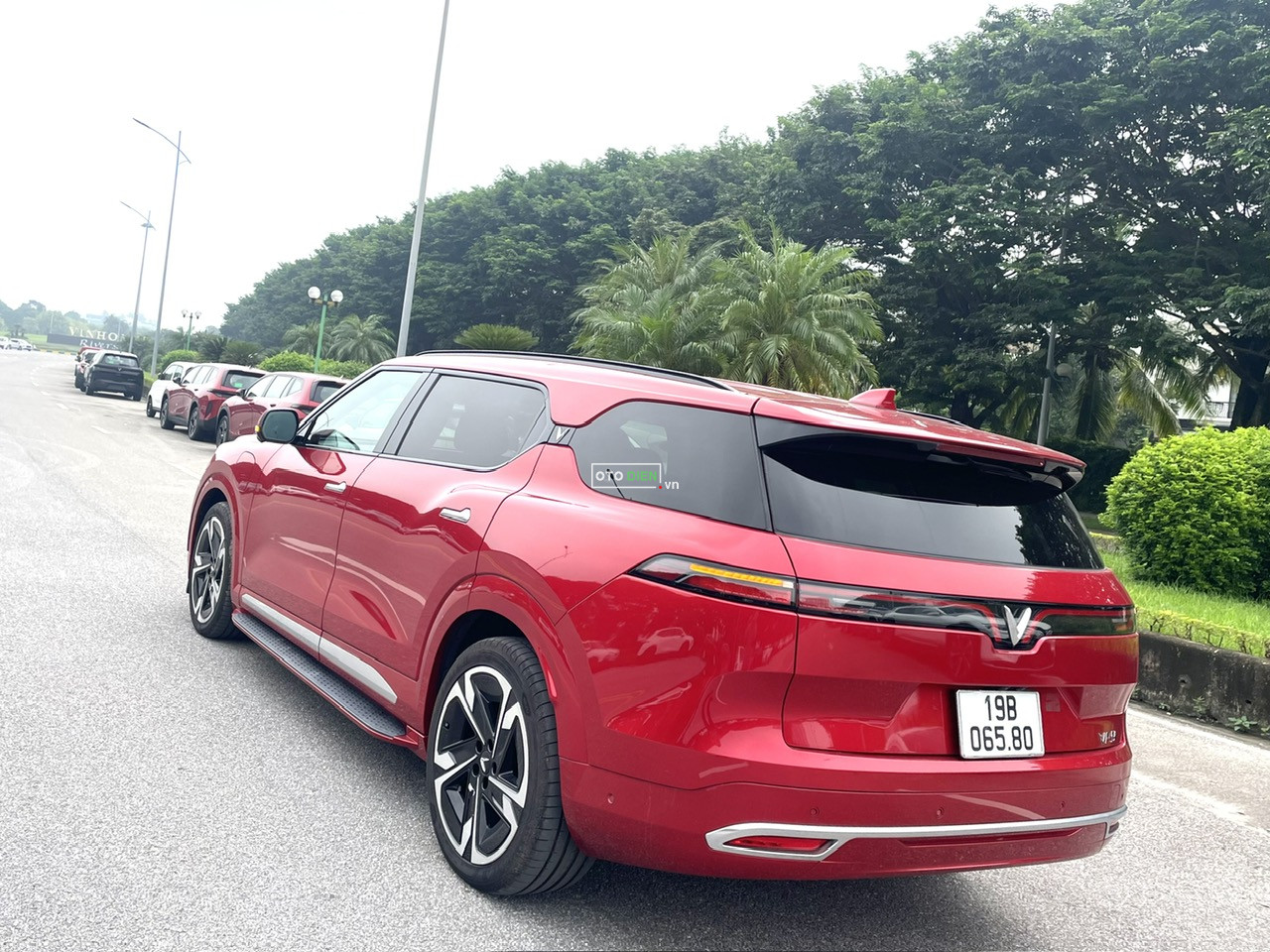 VinFast VF9 2024 Plus - 600 km4