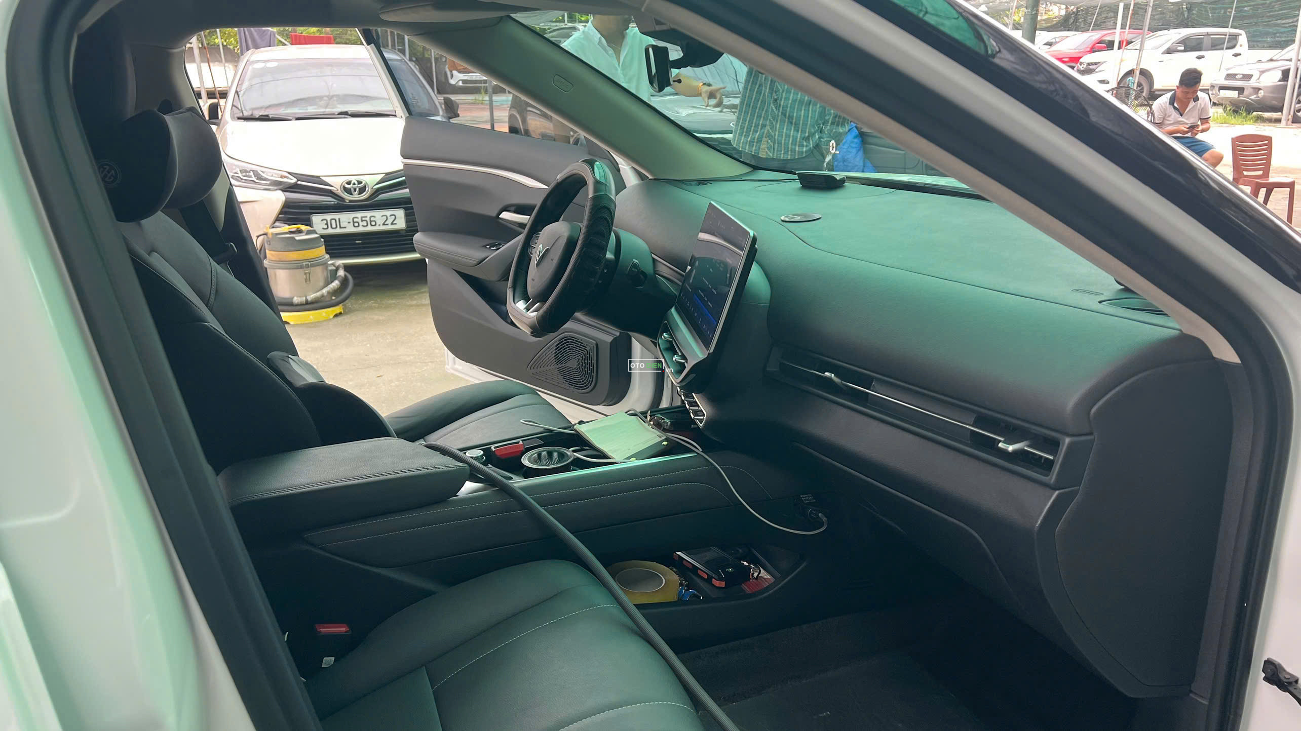 VinFast VF7 2025 Eco - 49000 km6