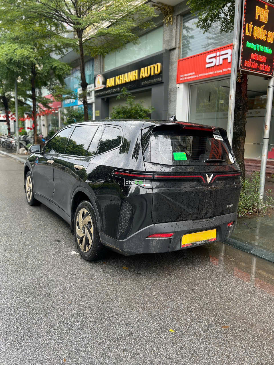 VinFast Limo Green 2025 - 27000 km1