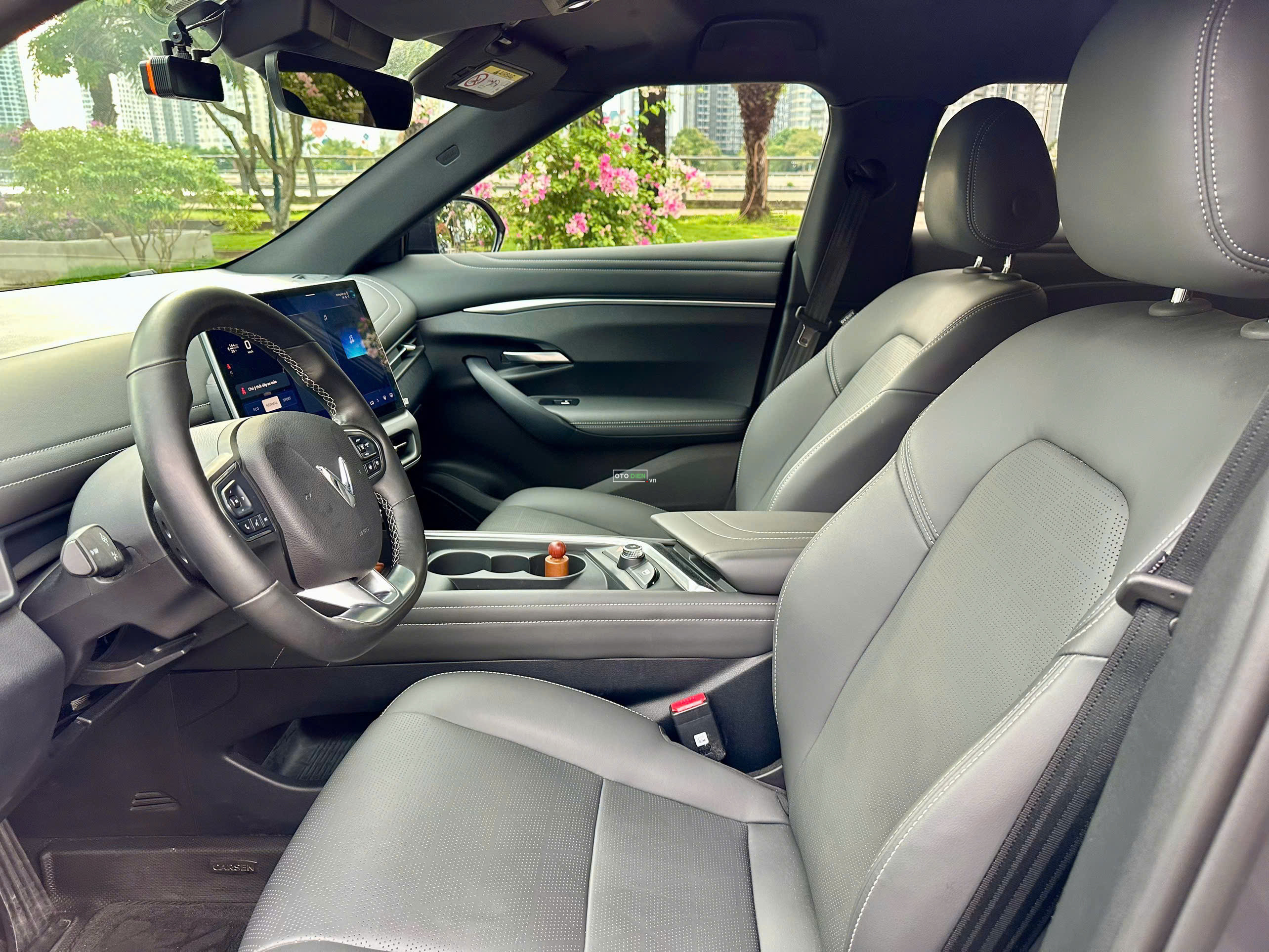 VinFast VF7 2024 Plus - 17000 km2