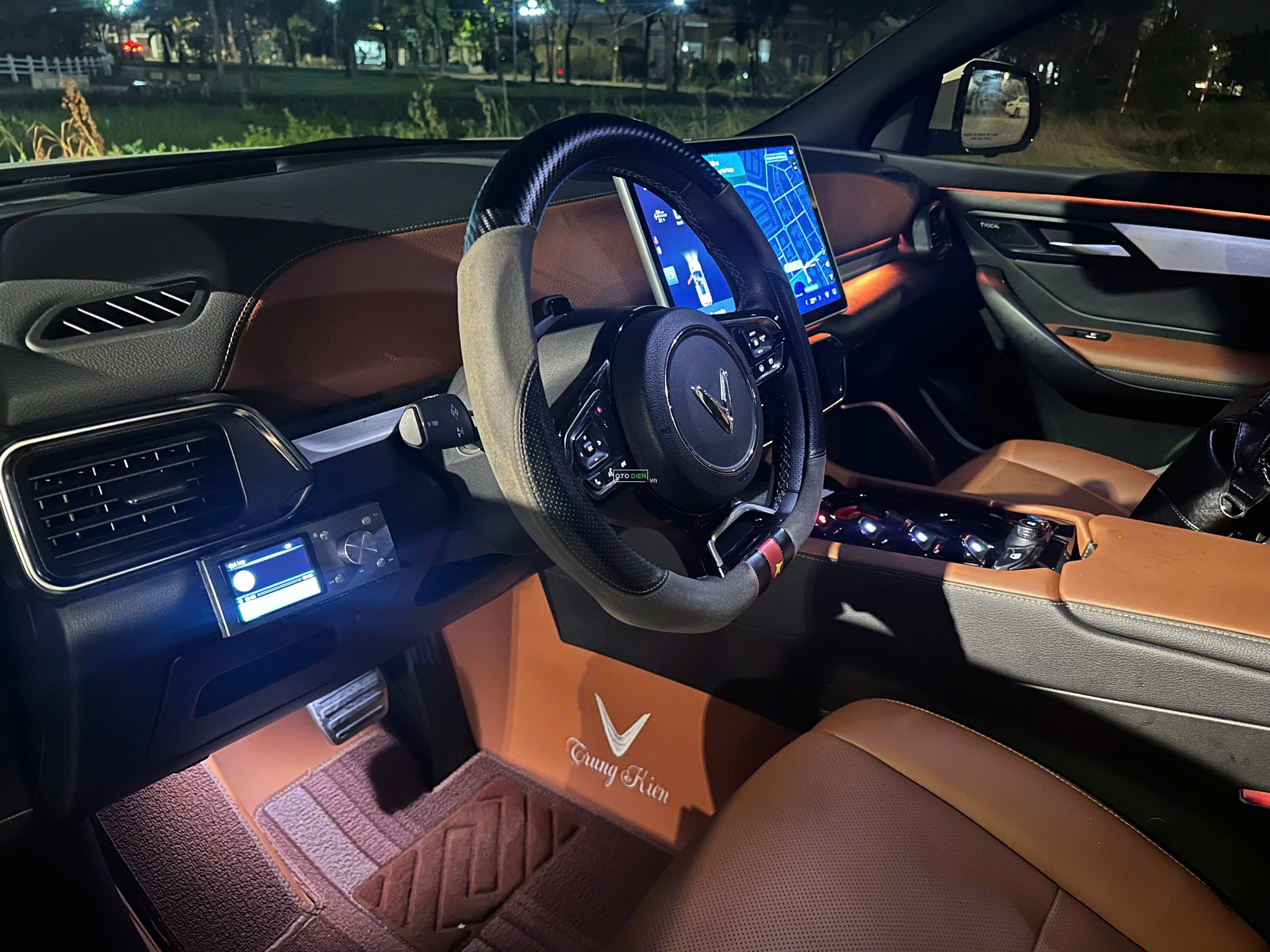 VinFast VF8 2025 Plus - 31000 km2