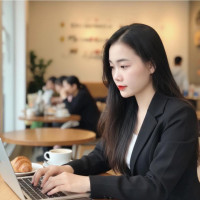 Vương Luyến Vinfast